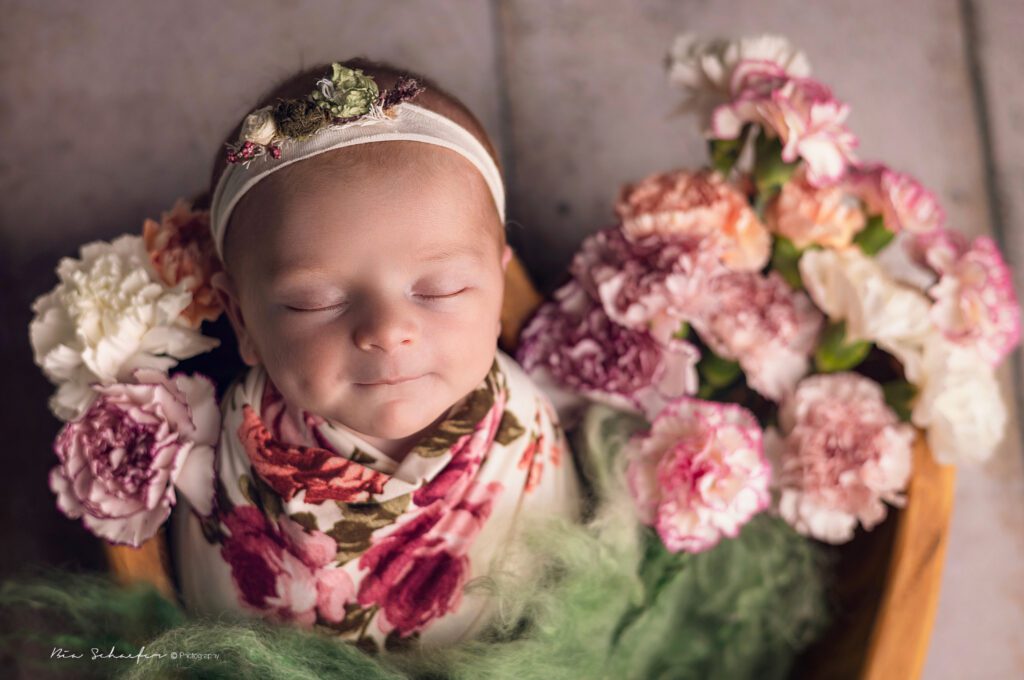 Valentines Day newborn session in Orlando, Florida. 